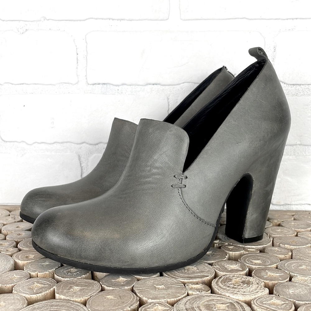 Kork-Ease Gray Heeled Shoes